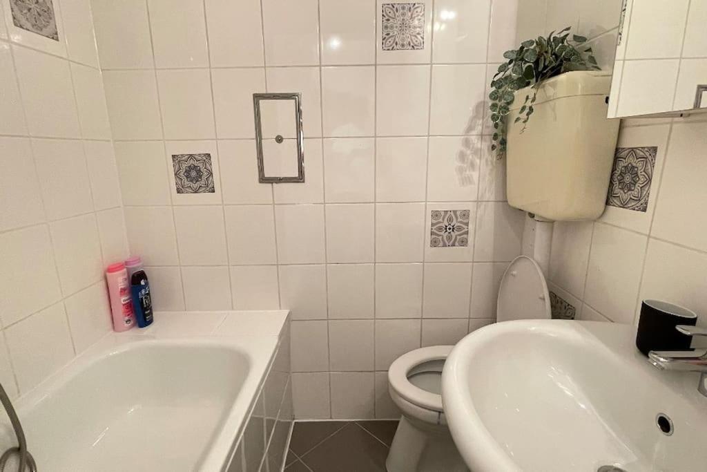 Mariahilfer Street Apartment Wien Exterior foto